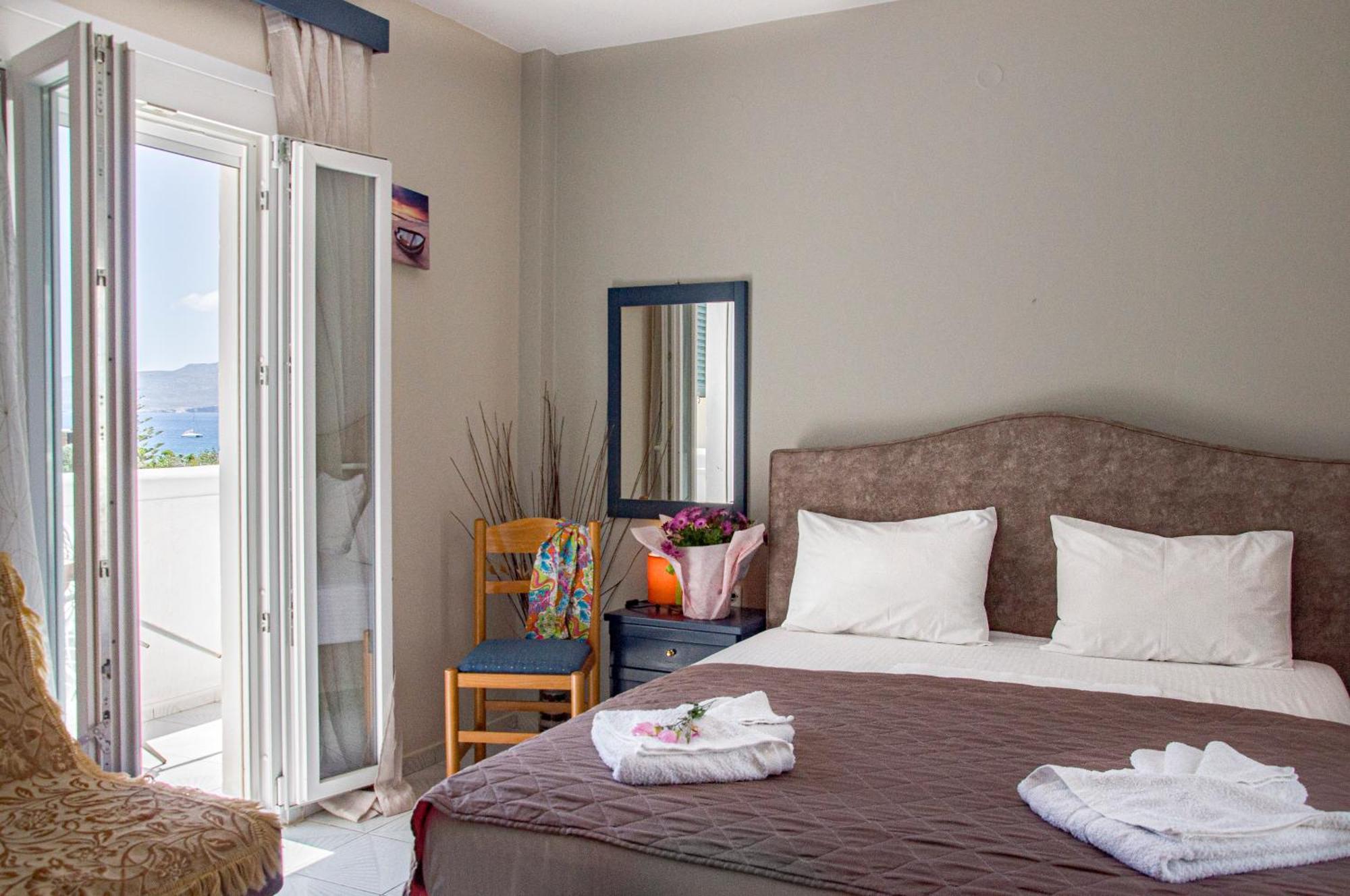 Christina Aparthotel 2*