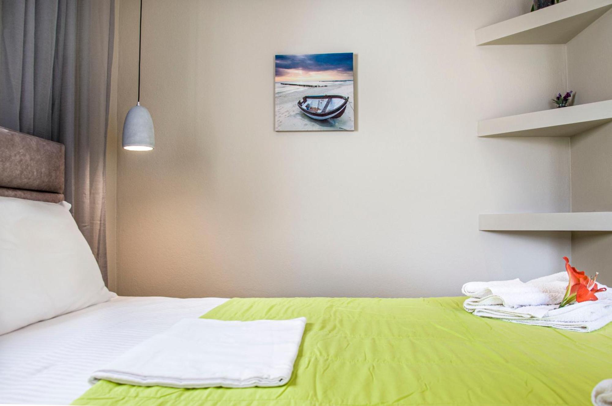 Christina Aparthotel 2*